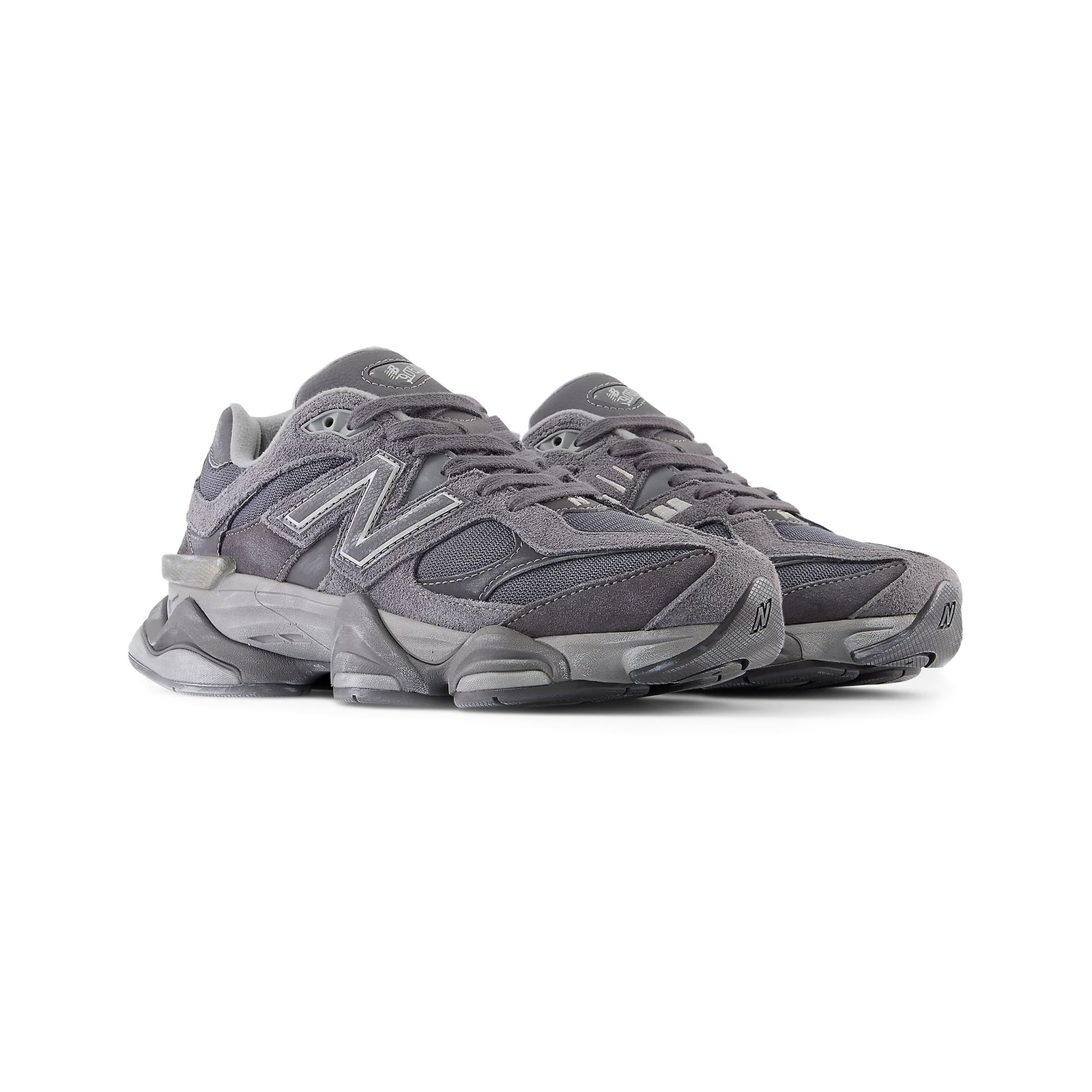New Balance 9060 Magnet