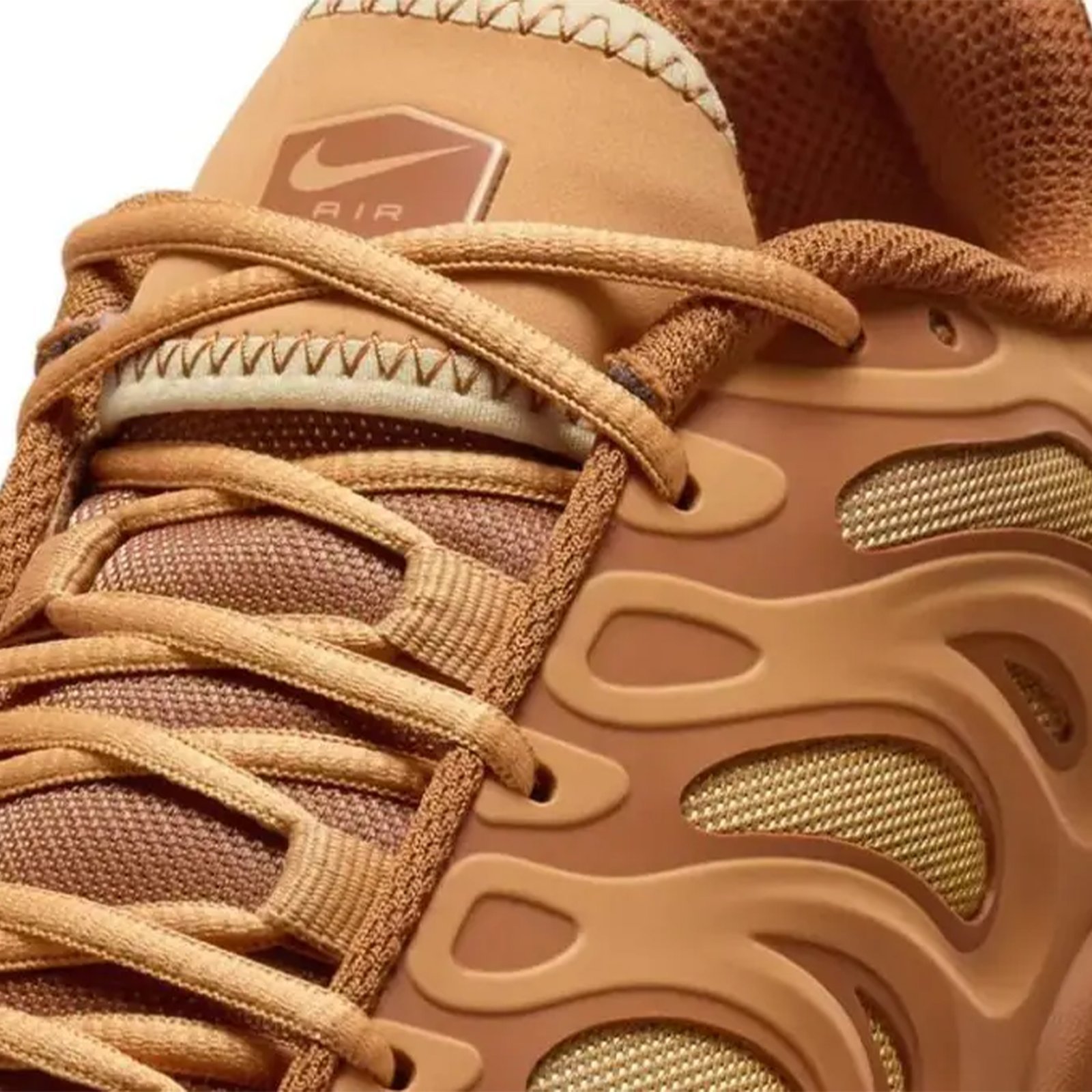 Nike Air Max Plus TN Drift Flax