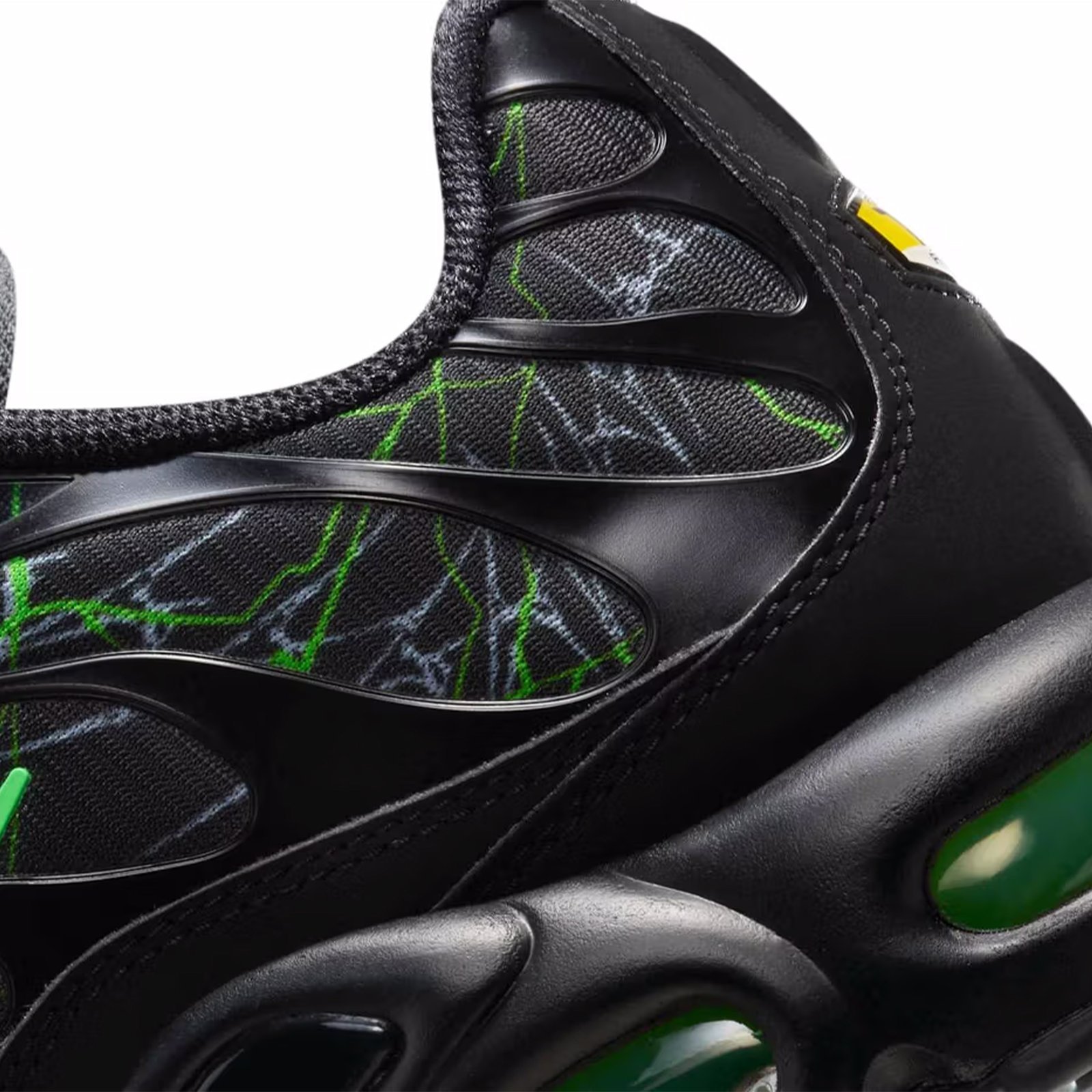 Nike Air Max Plus TN Shattered Glass Green